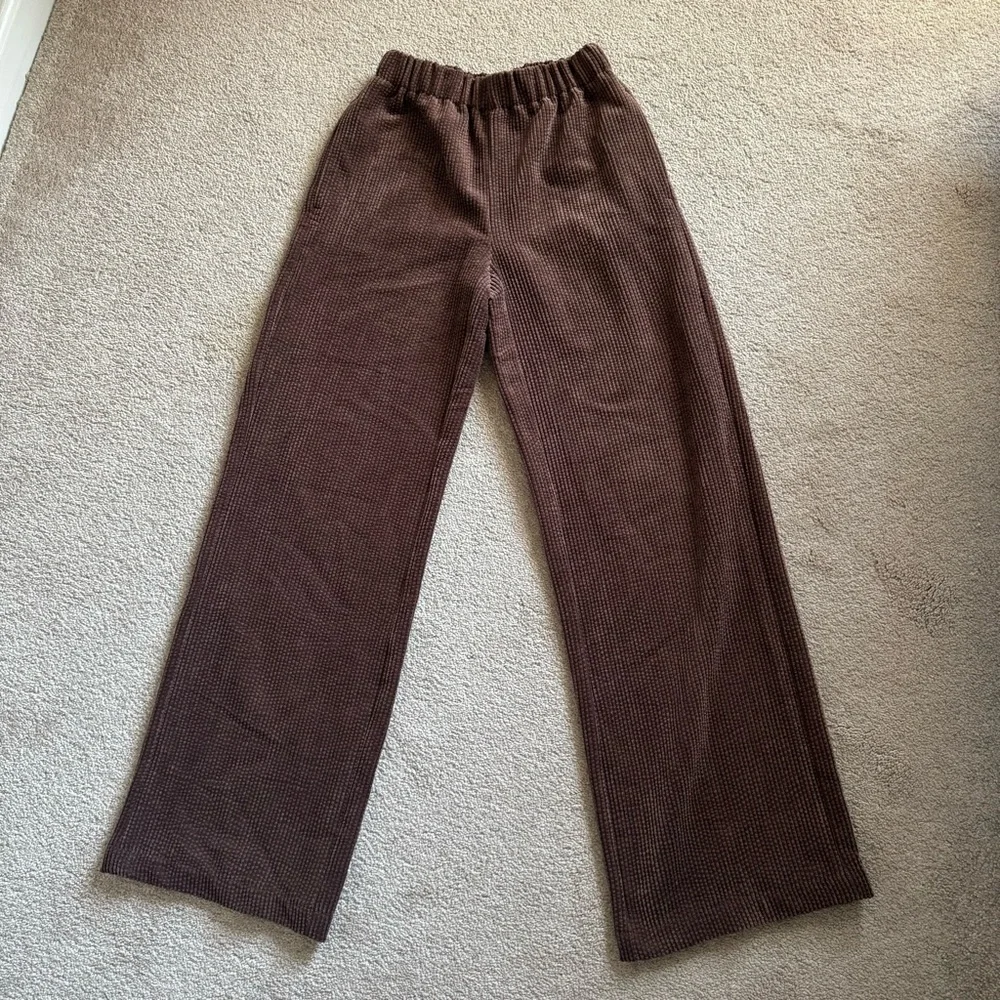 BDG Ribbed Corduroy Straight Leg Jeans - Picture 7 of 13